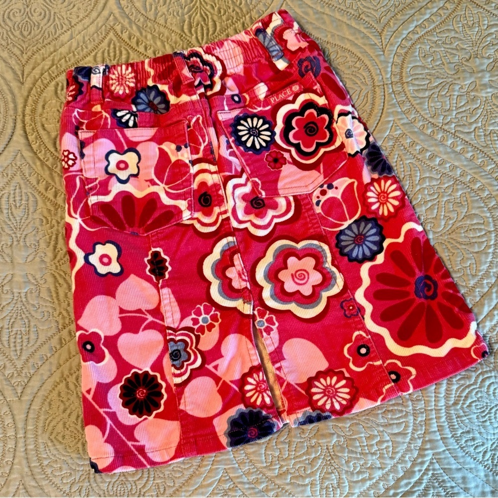 The Children’s Place corduroy skirts size 4. One Red and one pink multi. - Picture 4 of 10
